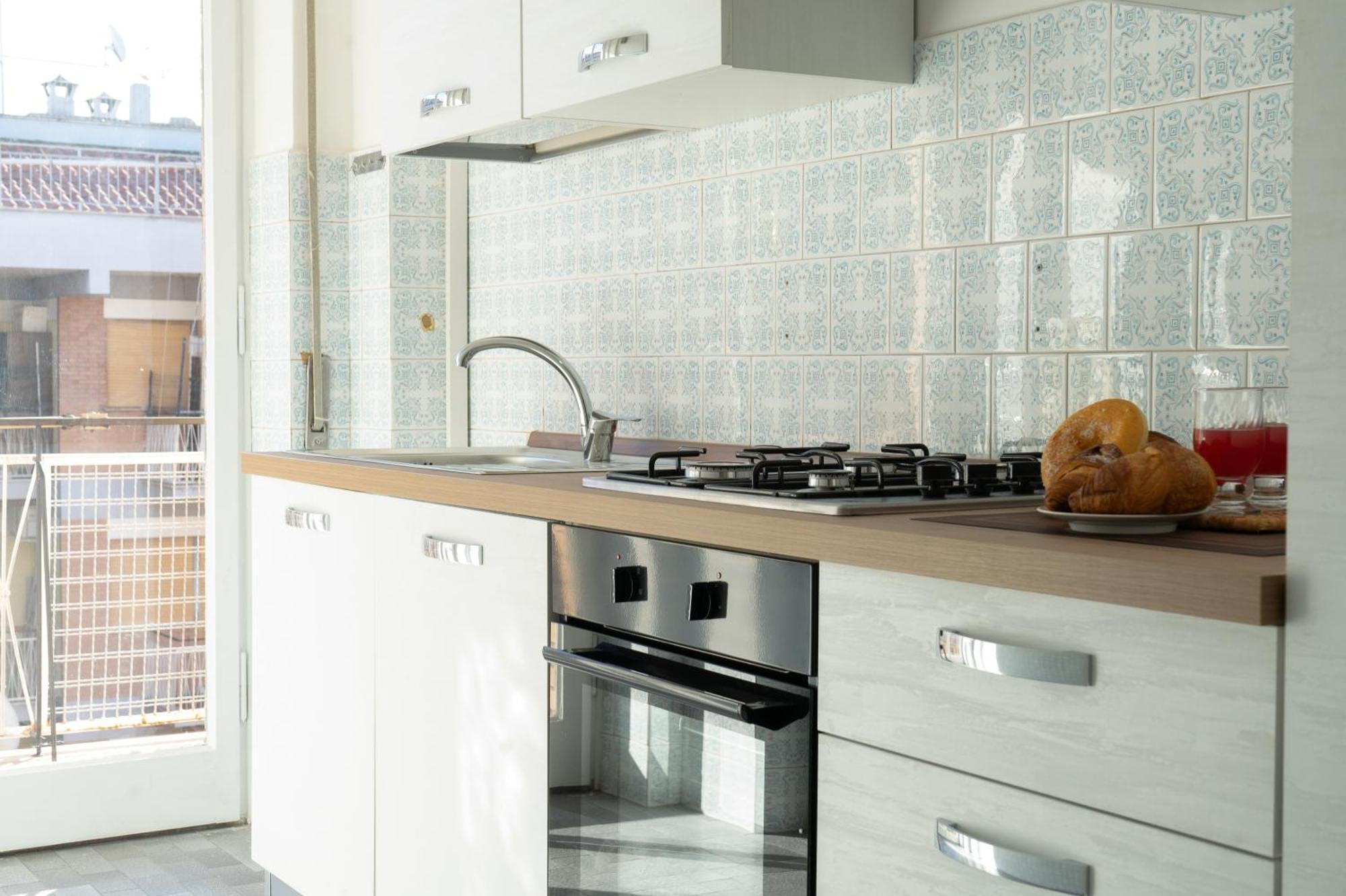 Charme Vintage And Comfort Two Steps From Metro A Apartment Rome