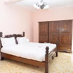 Charme Vintage And Comfort Two Steps From Metro A
